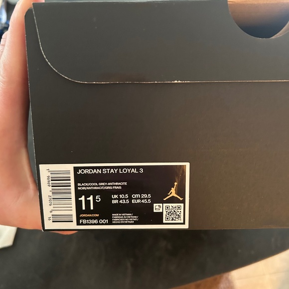 Jordan stay loyal 3 main image 4